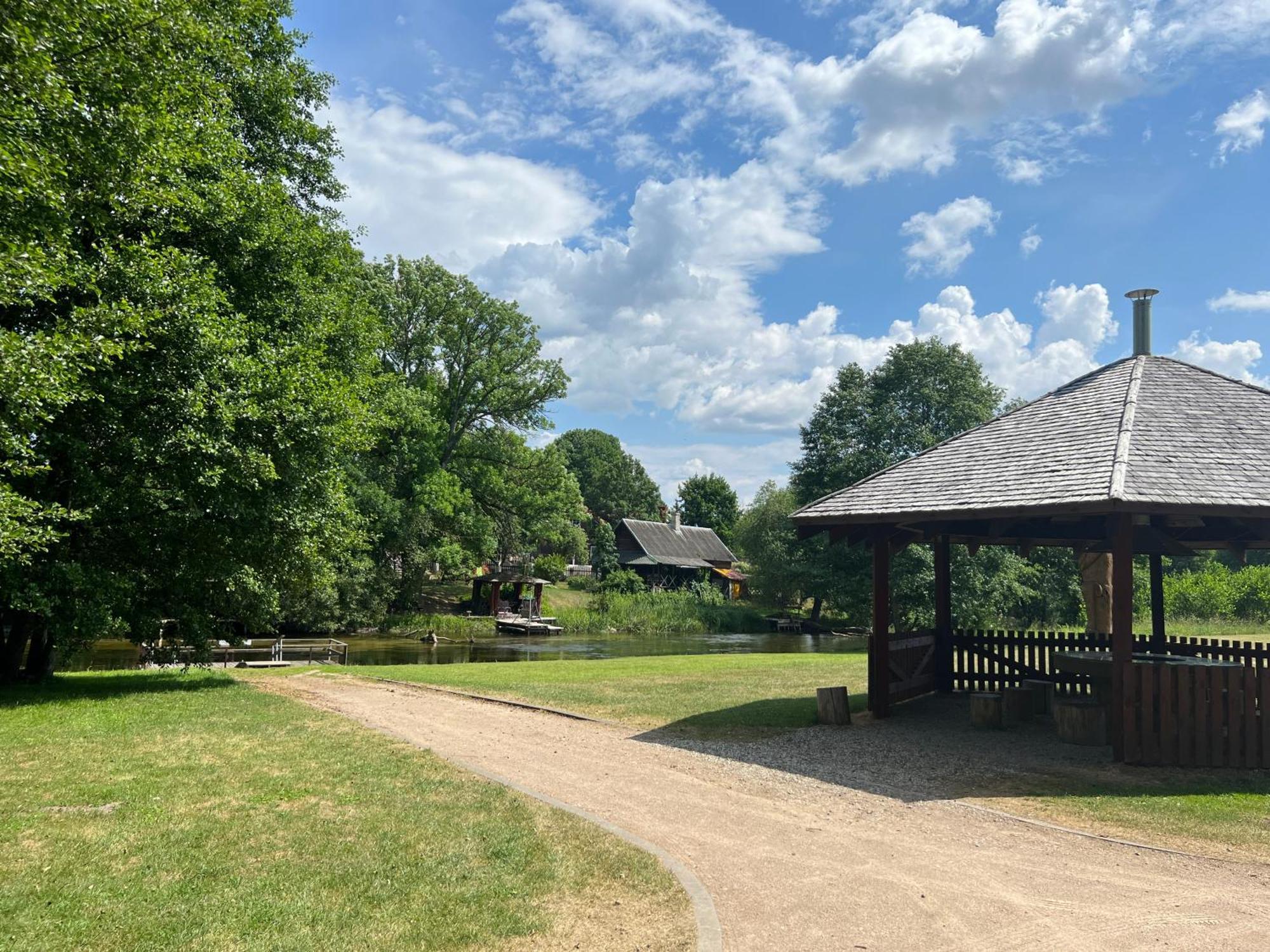 Villa Arjola Kaltanenai Esterno foto